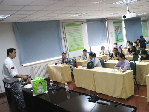 學(xué)做中式面點(diǎn)提高就業(yè)技能——青島遼源路街道舉辦今年首場線下就業(yè)技能培訓(xùn)會(huì)